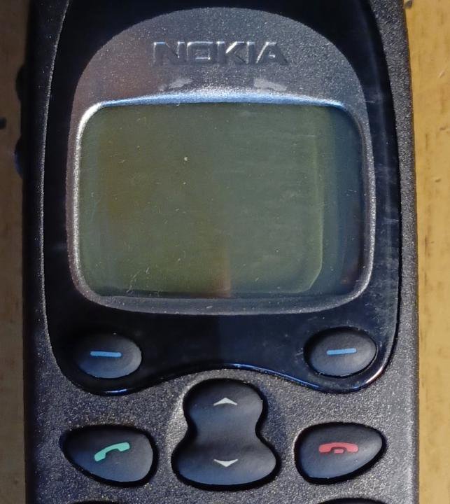 Сотовый телефон Nokia 650  