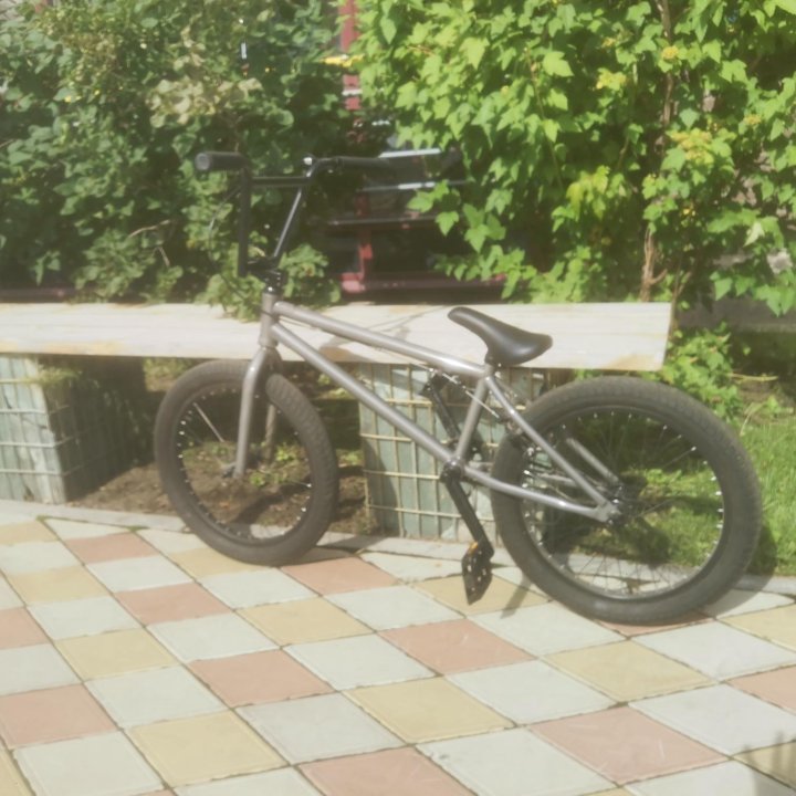 Велосипед трюковой BMX