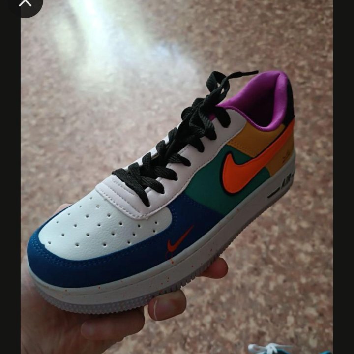 Кроссовки Nike Air