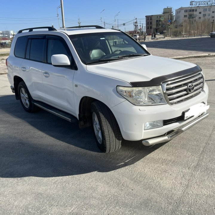 Toyota Land Cruiser, 2010