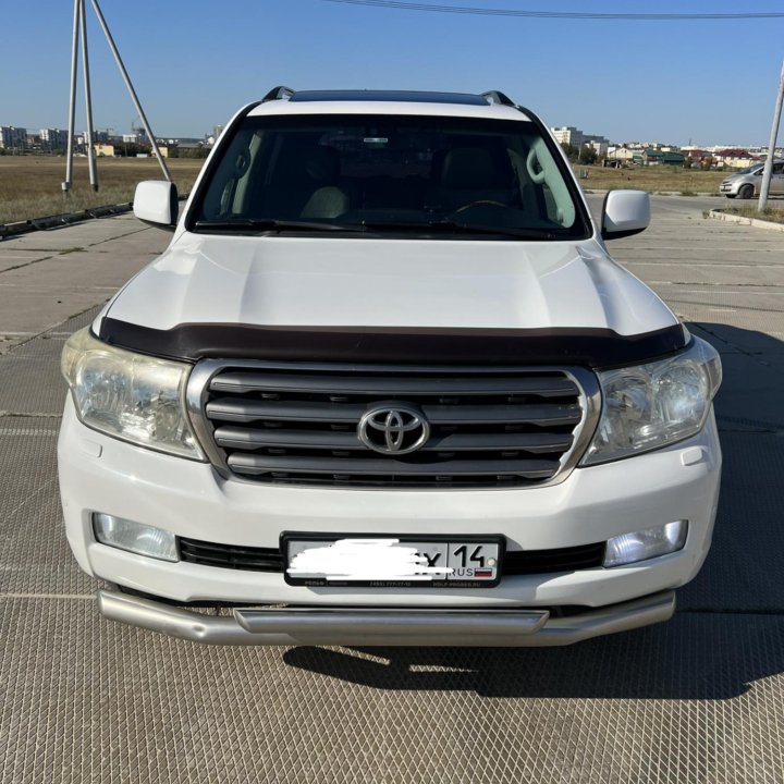 Toyota Land Cruiser, 2010