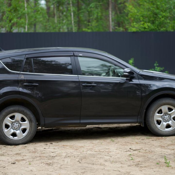 Toyota RAV4, 2013