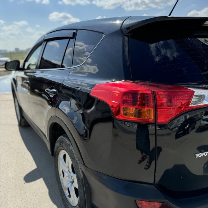 Toyota RAV4, 2013