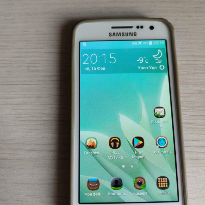 Телефон Samsung Galaxy A3