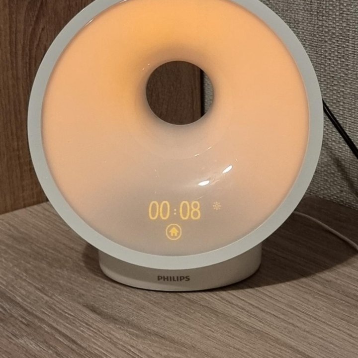 Световой будильник philips wake-up light