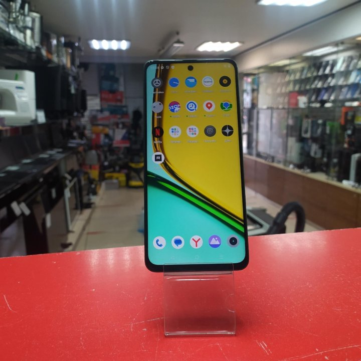 Смартфон Realme C67 6/128GB