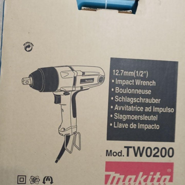 Ударный гайковёрт Makita TW0200