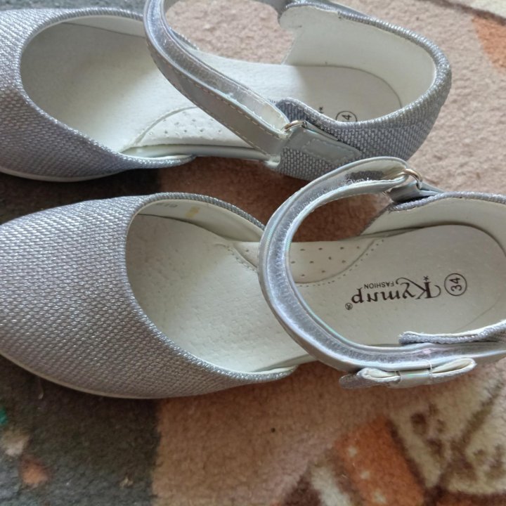 Туфли для девочки