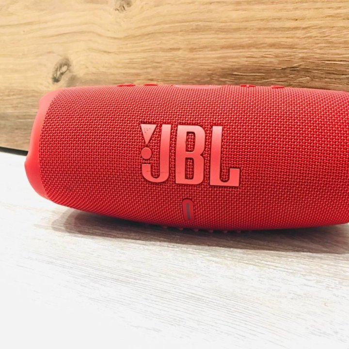 JBL Charge 5