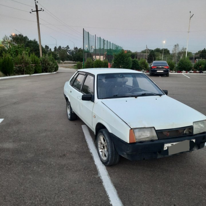 ВАЗ (Lada) 21099, 1999