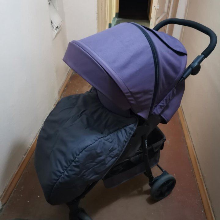 Коляска прогулочная