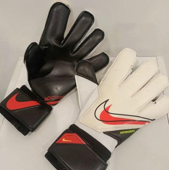 Перчатки вратарские Nike Vapor Grip