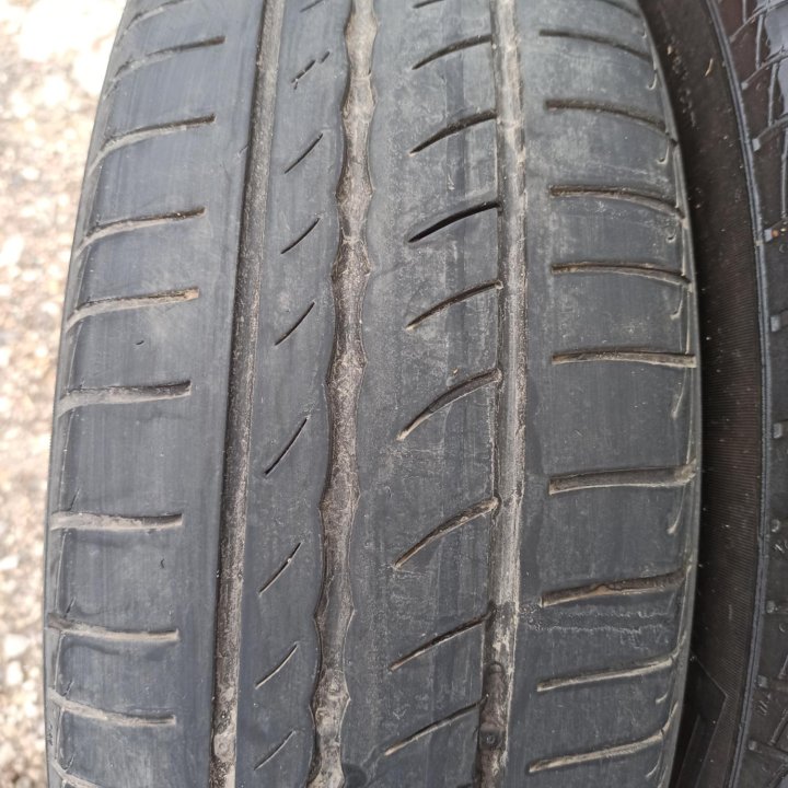 Pirelli cinturato p1 185 65 r15 на дисках.