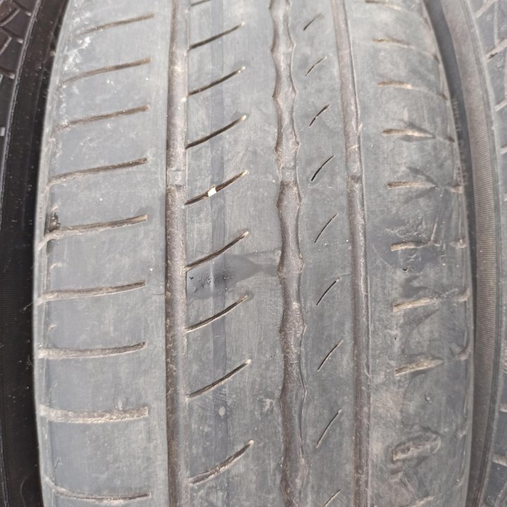 Pirelli cinturato p1 185 65 r15 на дисках.