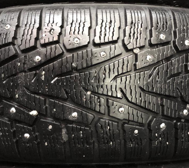 225/60/17 Nokian Tyres Hakkapeliitta 7 SUV. 4шт