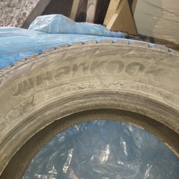 Шины зимние 215/70r16 Hankook i*pike rw11