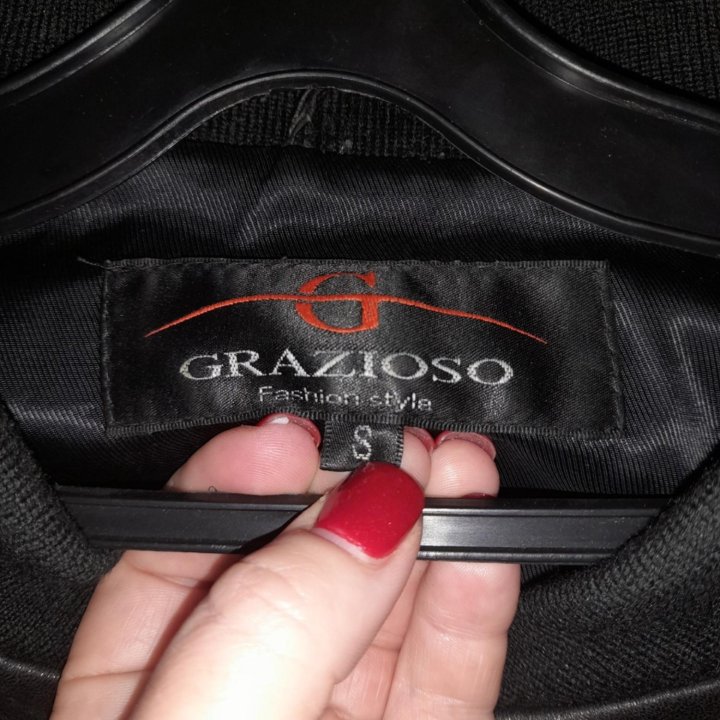 Бомбер женский