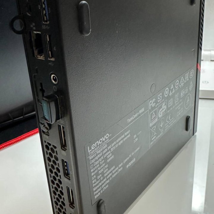 Неттоп мини пк Lenovo ThinkCentre M600