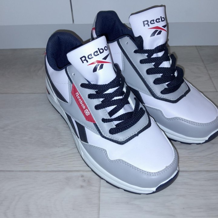 Кроссовки Reebok