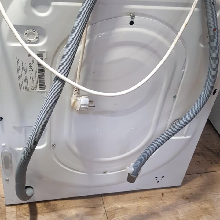 Стиральная машина Hotpoint-Ariston RST 601 W