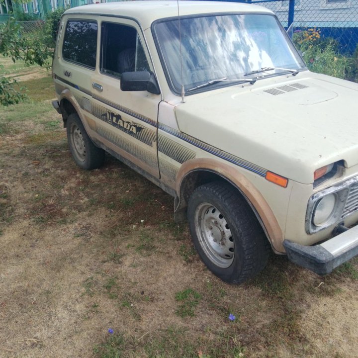 ВАЗ (Lada) Niva (4x4/Legend), 1988