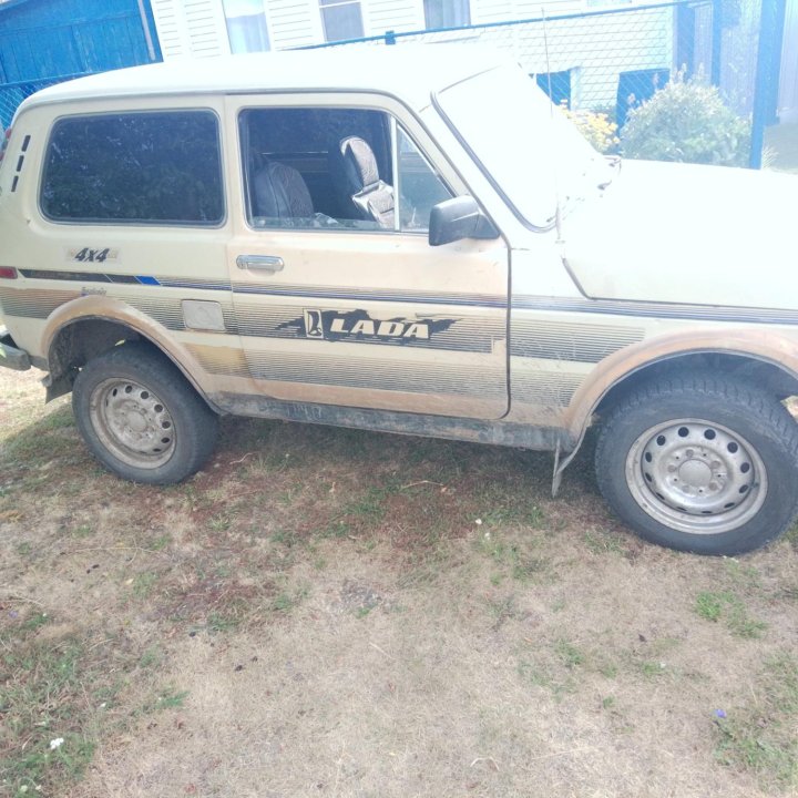 ВАЗ (Lada) Niva (4x4/Legend), 1988