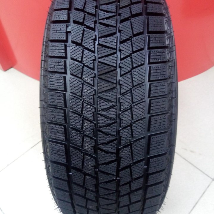 225/50R17 Kapsen rw-501