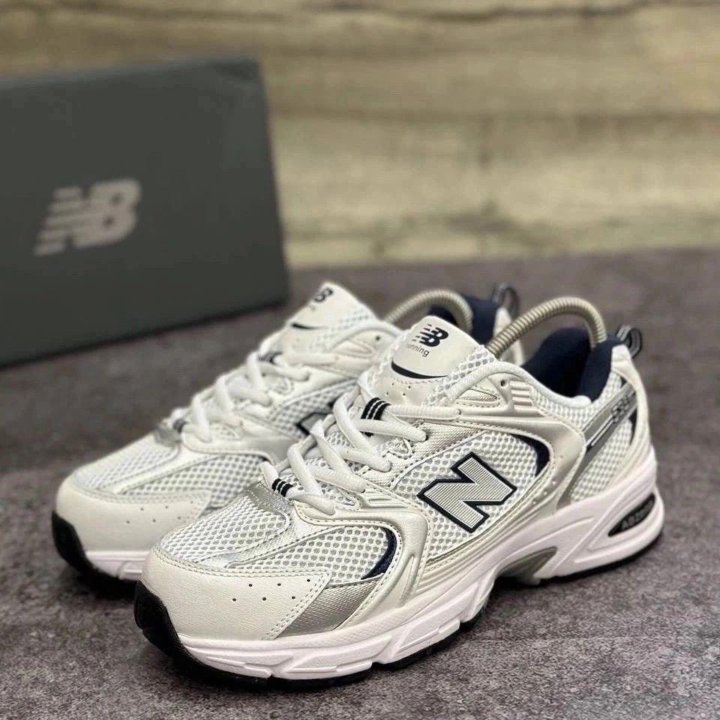 Кроссовки женские new balance