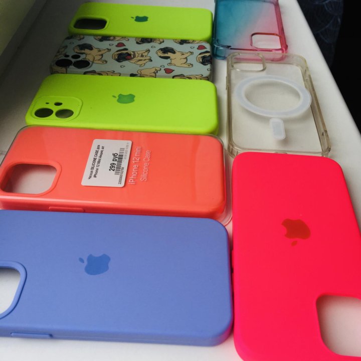 Чехлы для iPhone 12mini