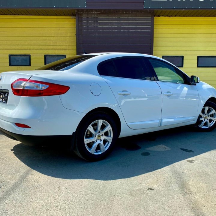 Renault Fluence, 2011