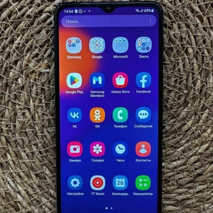 Телефон Samsung m12