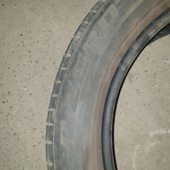 Шина Pirelli P Zero 235/50/19