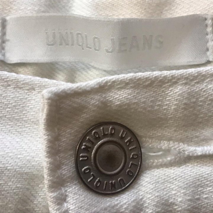 Джинсы Uniqlo новые, размер 26 (44)