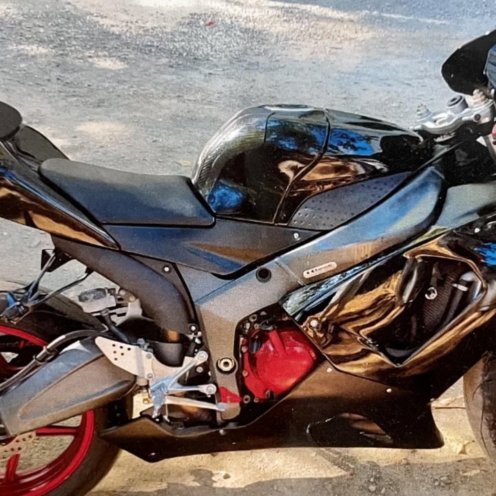 Продам мотоцикл Kawasaki Ninja ZX-6R