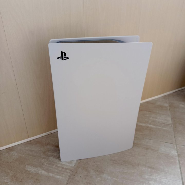 Продам НОВУЮ Игровую консоль PlayStation 5 Blu Ray