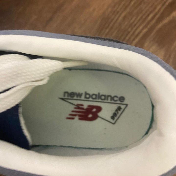 Кроссовки new balance