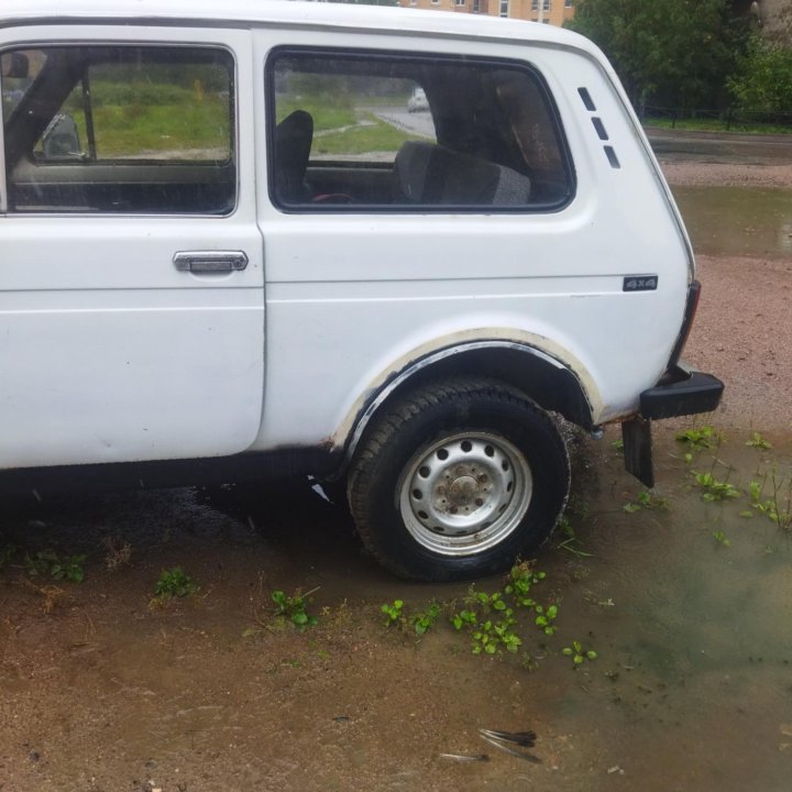 ВАЗ (Lada) Niva (4x4/Legend), 1995