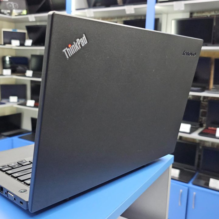 Ноутбук Lenovo ThinkPad i3-5005u 12gb SSD 250gb