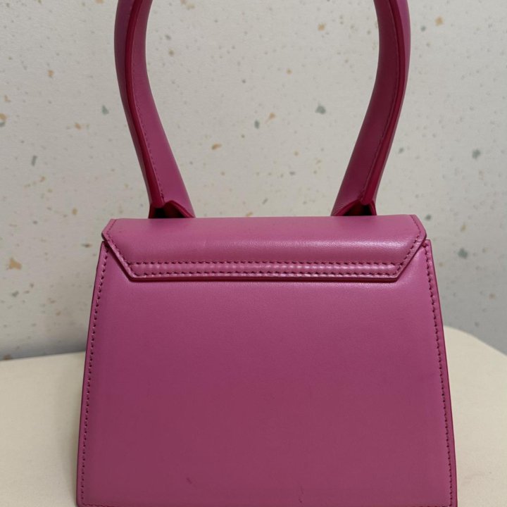 Сумка Jacquemus Le Chiquito Moyen mini bag