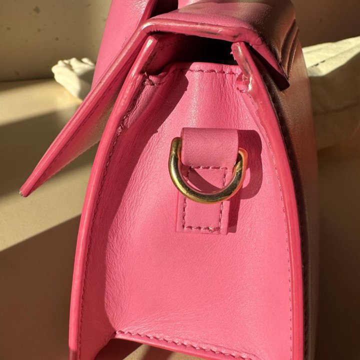 Сумка Jacquemus Le Chiquito Moyen mini bag