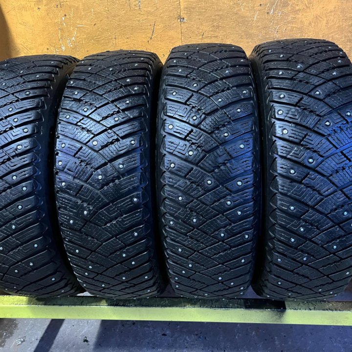 Зимние шины GoodYear UltraGrip Arctic Ice R15