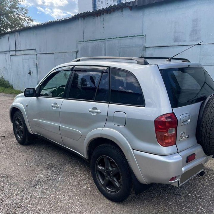 Toyota RAV4, 2003