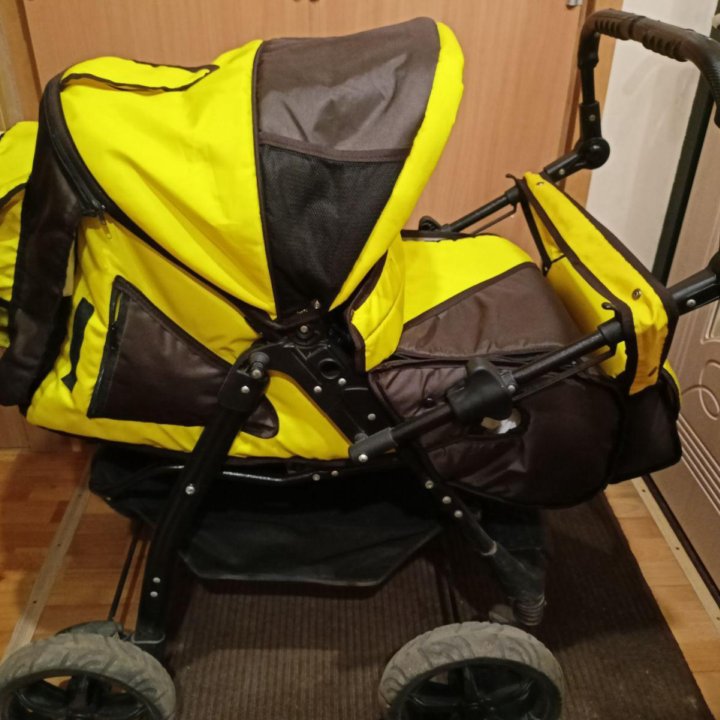 Коляска-трансформер