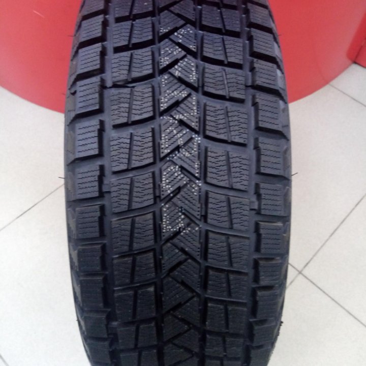 235/60R16 FIREMAX FM806