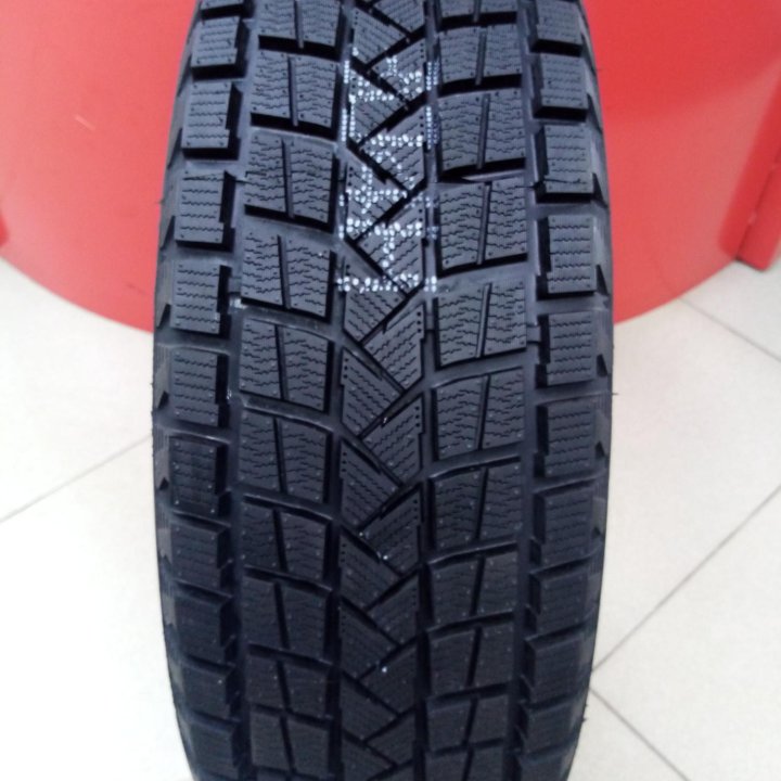 235/70R16 FIREMAX FM806