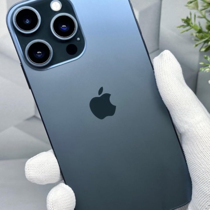 iPhone xr в корпусе 15 ро на 128