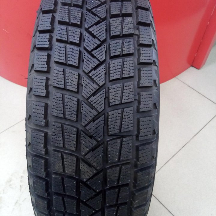 235/65R17 FIREMAX FM806