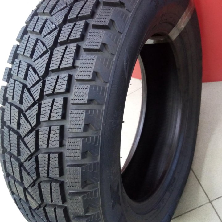 235/65R17 FIREMAX FM806