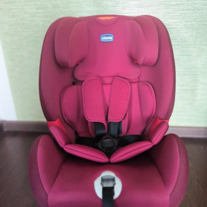 Автокресло chicco universe 9-36 кг