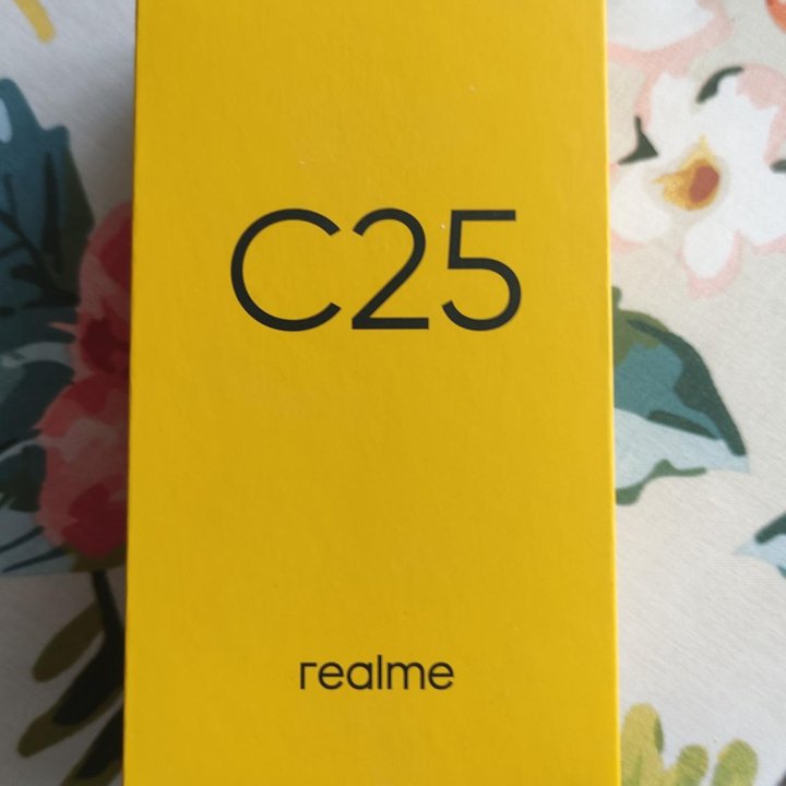 Телефон Realme C25